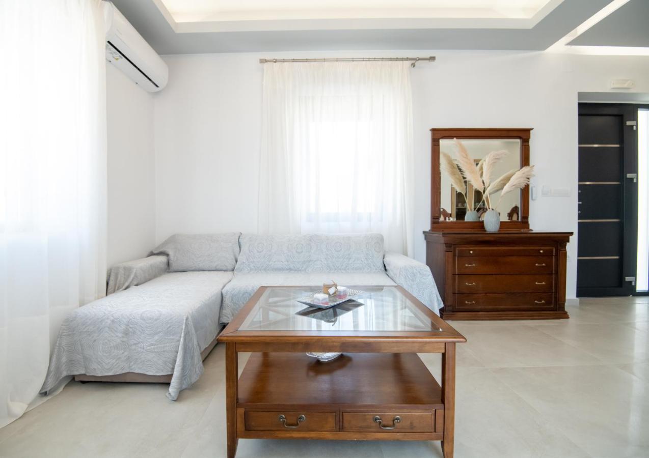 George'S Apartment Resmo Dış mekan fotoğraf